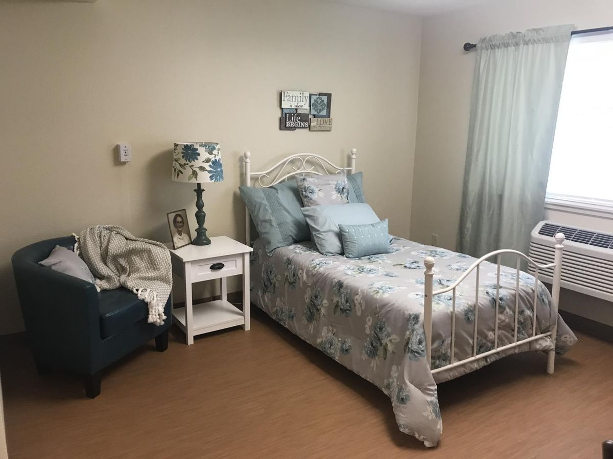 Cascade Valley Assisted Living and Memory Care 3