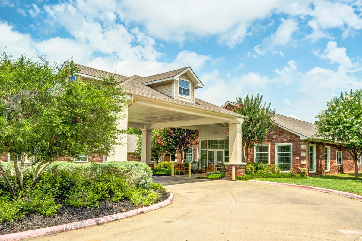 Dogwood Trails Assisted Living and Memory Care 3