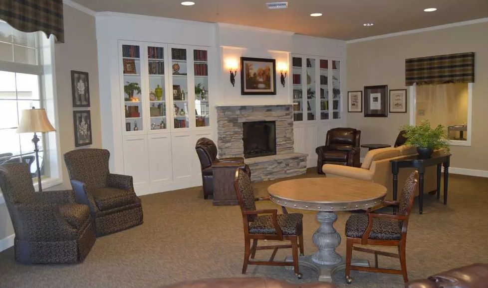 Colonial Gardens Memory Care & Transitional Assisted Living 5