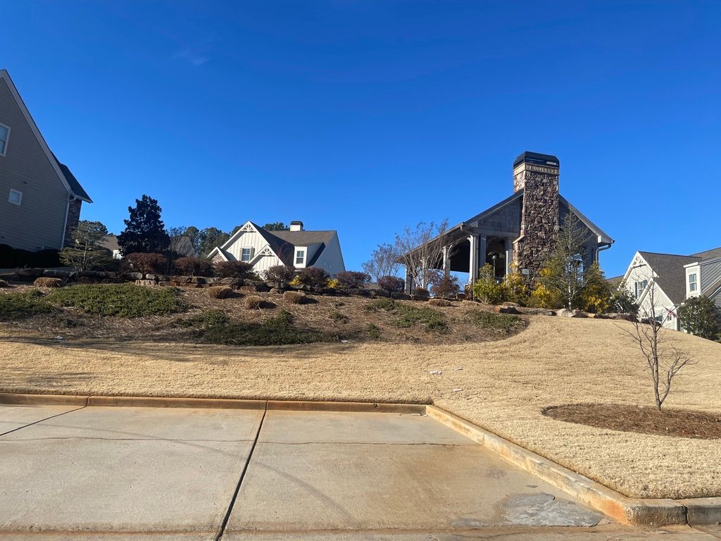 Village Green at East Cobb 4