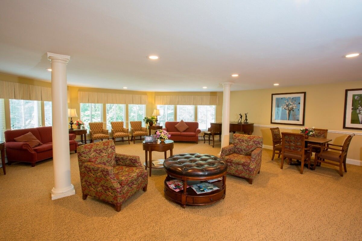 Benchmark Senior Living At Chelmsford Crossings 5