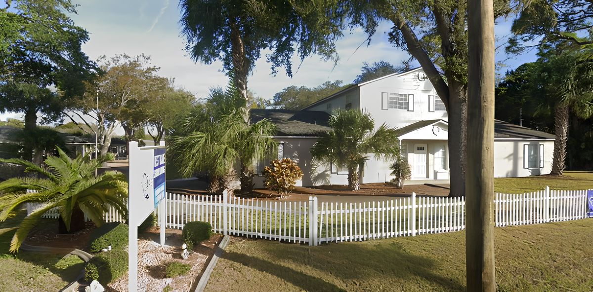 The Cottages Of Port Richey 2