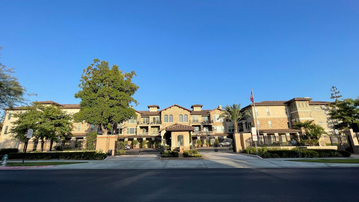 Capriana Oakmont Signature Senior Living 3