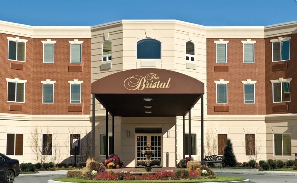 The Bristal At East Northport 4
