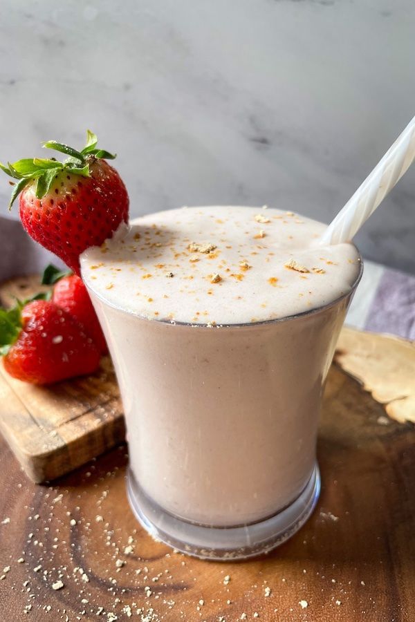 Strawberry-Peanut-Butter-Protein-Smoothie-Recipe