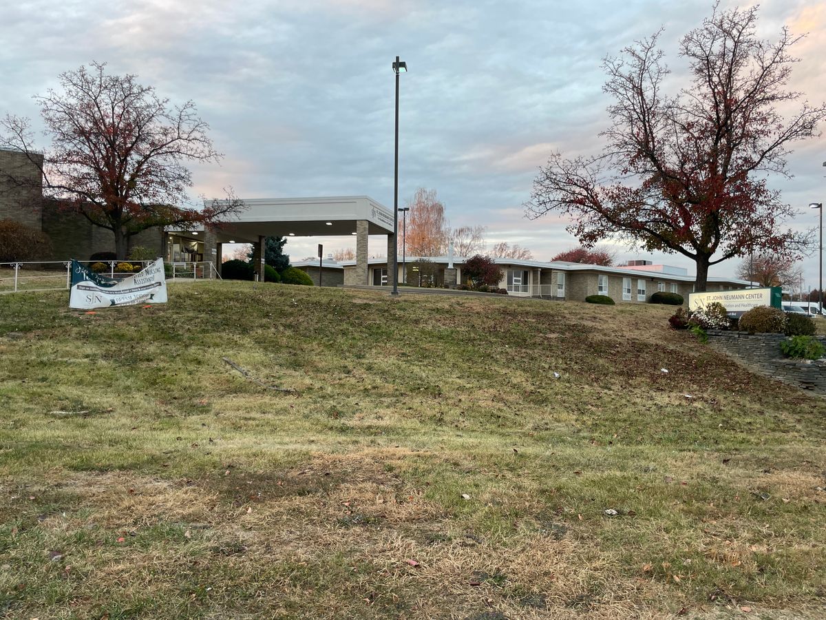 St John Neumann Ctr For Rehab & Healthcare 3