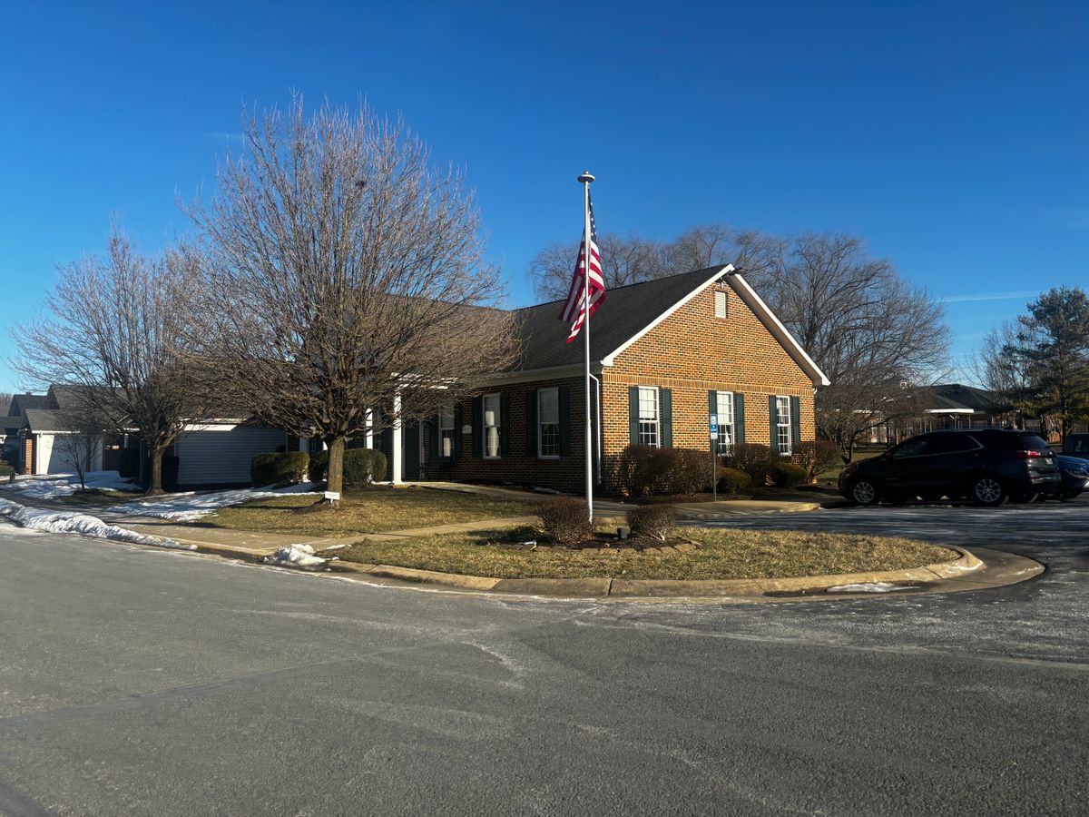Willow Lawn Cottages 1