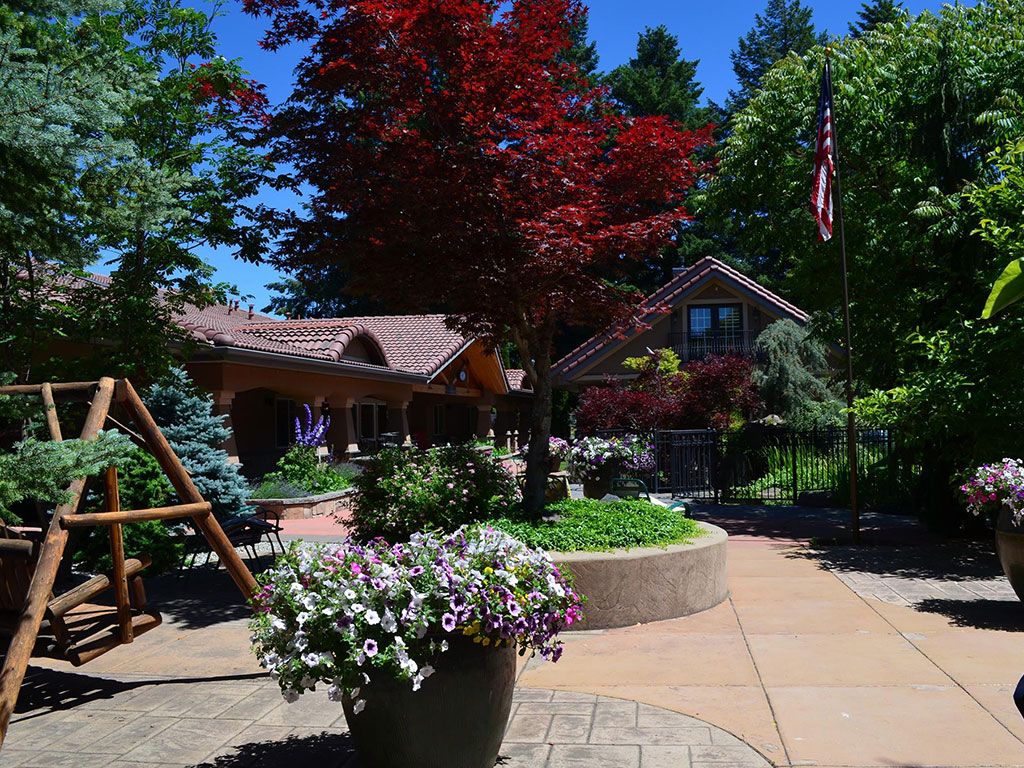 Courtyard At Coeur D'Alene 2