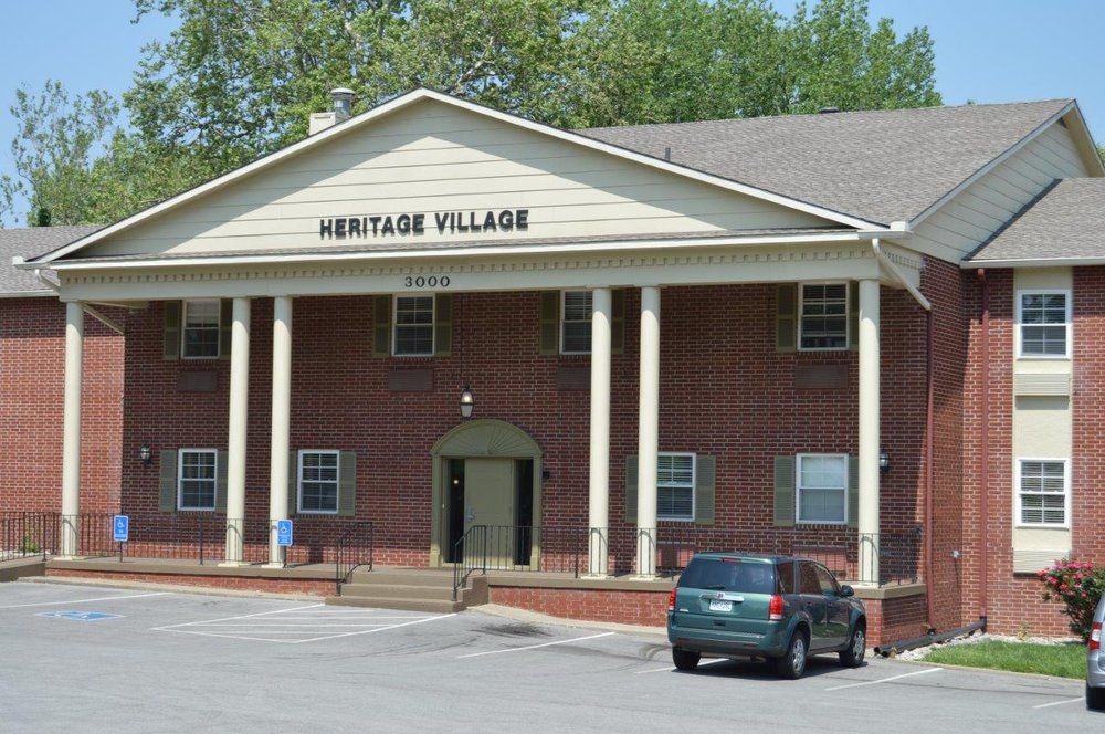 Heritage Village Of Gladstone, Kansas City, MO  1