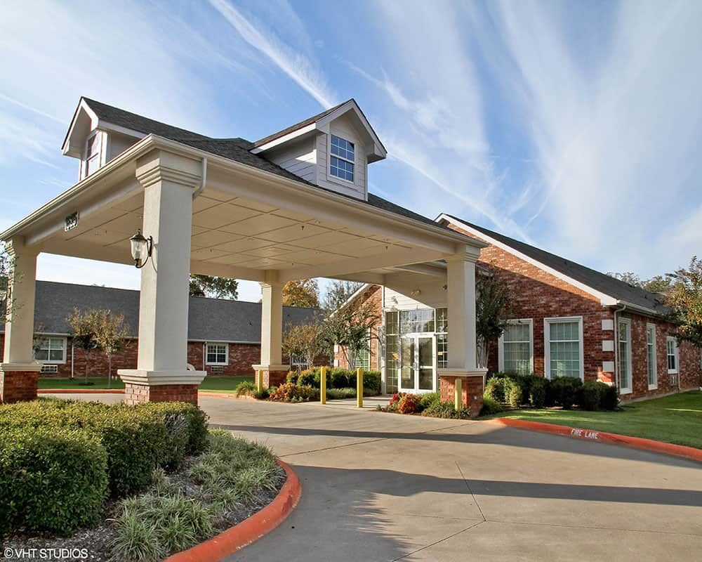 Dogwood Trails Assisted Living and Memory Care 1