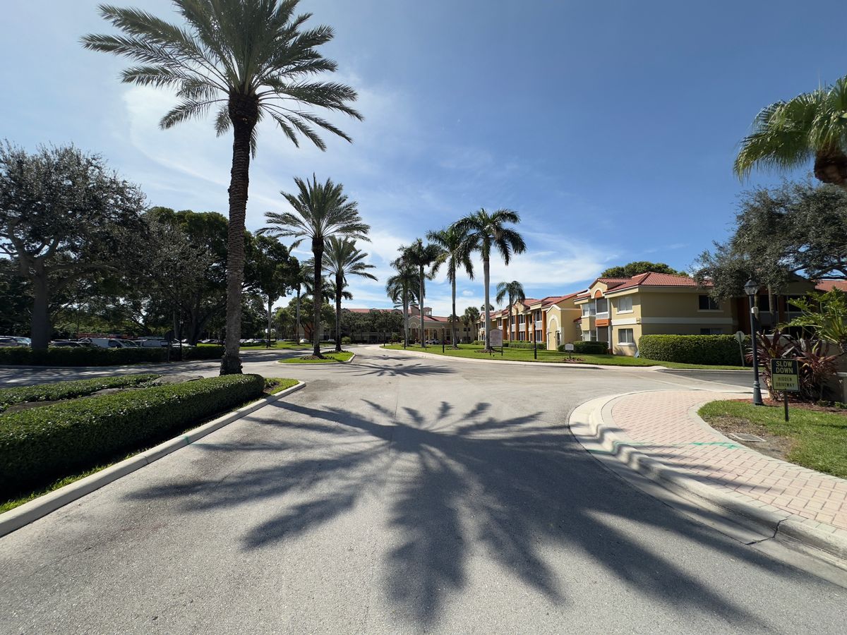 Five Star Premier Residences Of Boca Raton 1