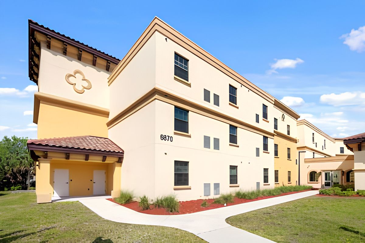 Discovery Commons Discovery Commons At Cypress Point (UPDATED) - Get Pricing, See 44 ...
