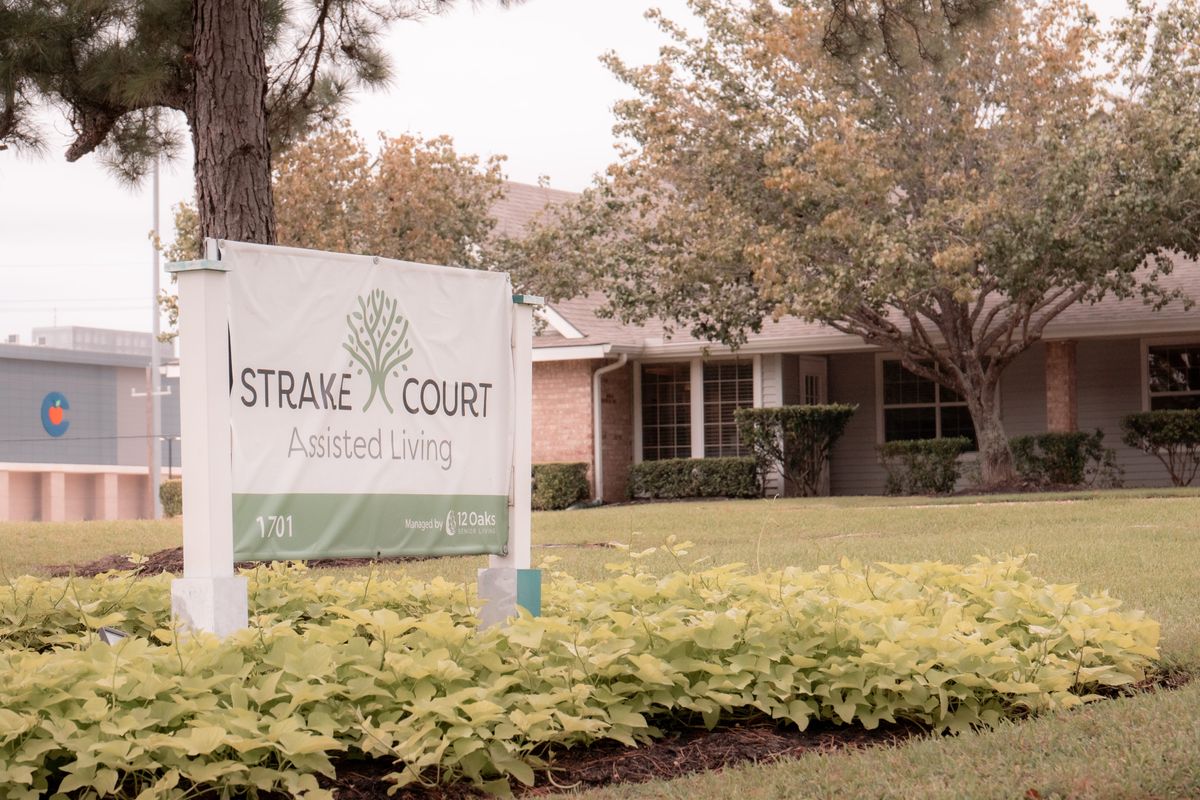 Strake Court 3