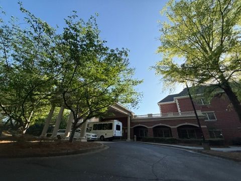 Dunwoody Place 3