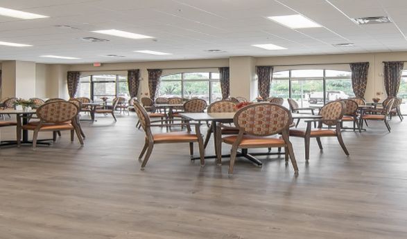 Interior view of Simpson Place senior living community featuring a well-designed cafeteria and lounge area.