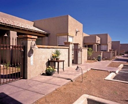 The Fountains At La Cholla 1