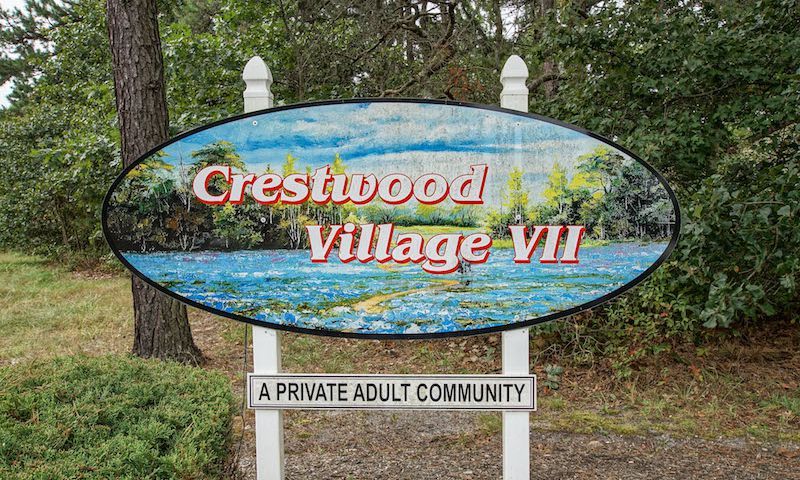 Crestwood Village 7_01