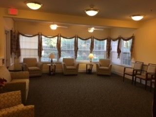 Commonwealth Senior Living at Hagerstown 4