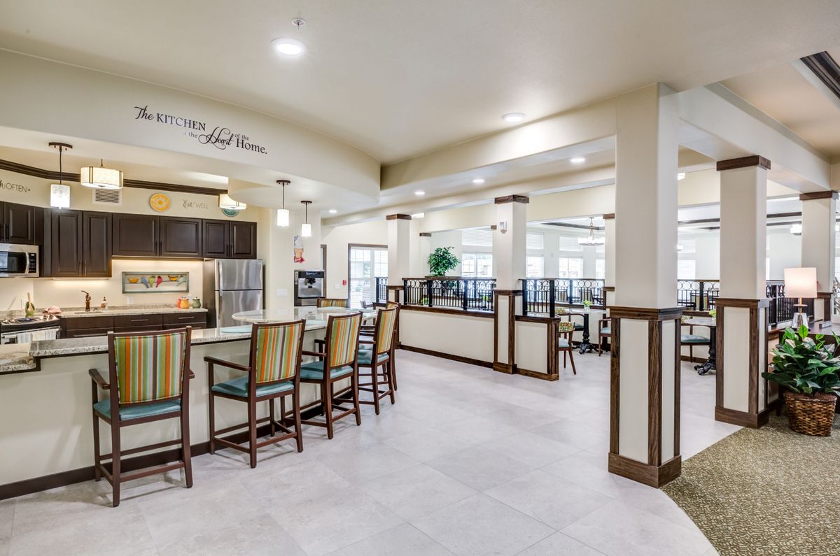 Sterling Heights Gracious Retirement Living 3
