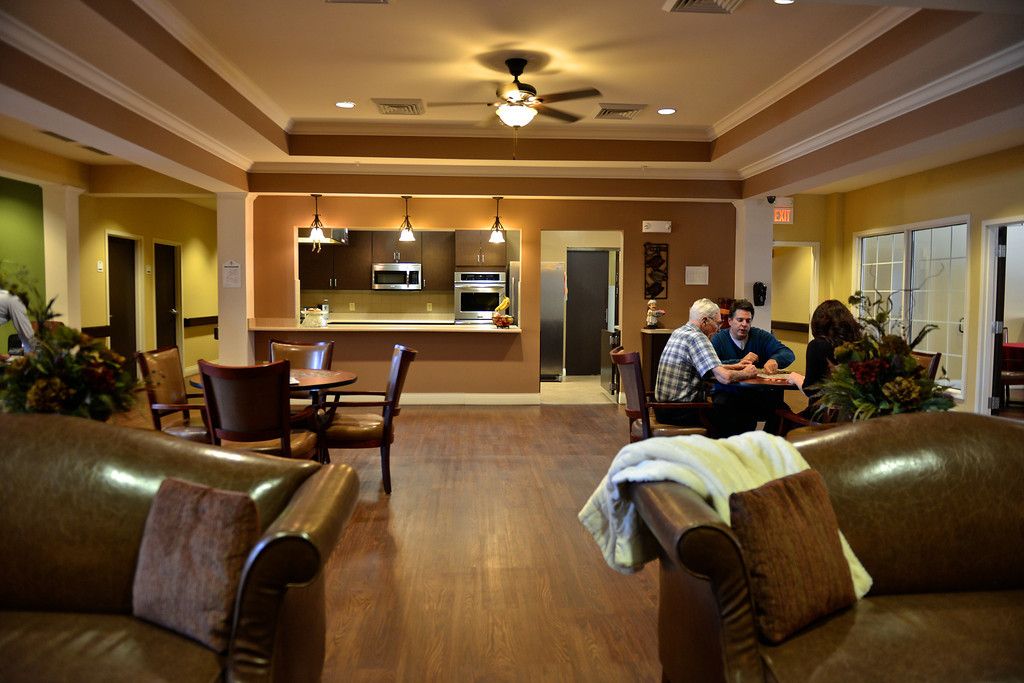 The Courtyards Senior Living-Knoxville 3 2