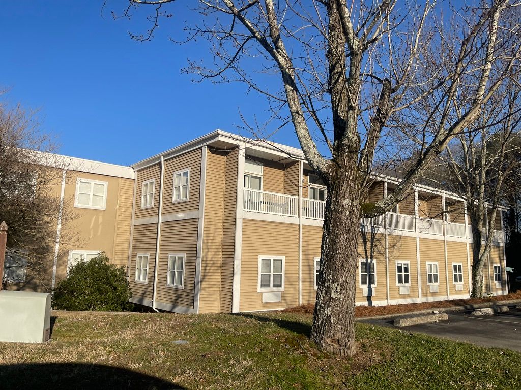 Phoenix at Dunwoody 1