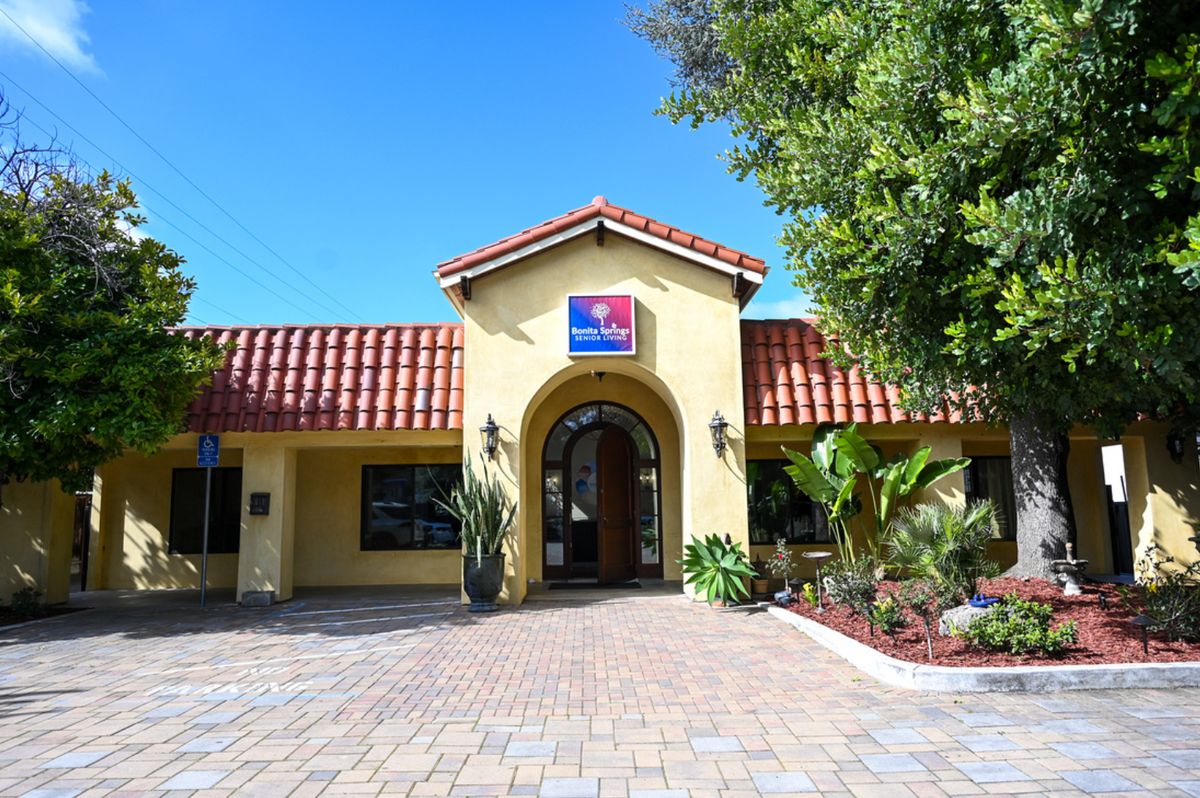 Bonita Springs Senior Living 1