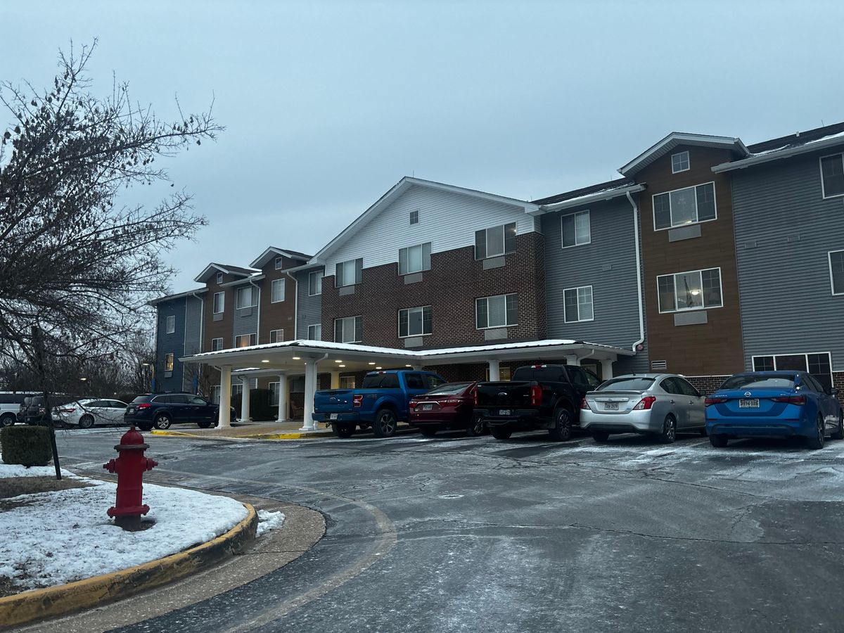 Paramount Senior Living at Fredericksburg 1
