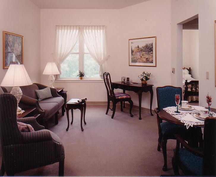 Interior view of Collingswood United Methodist senior living community featuring modern decor.