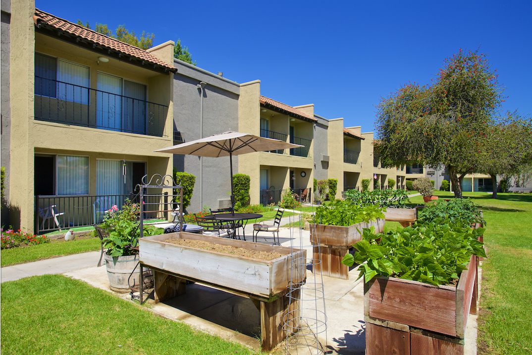 Pacifica Senior Living Escondido 5