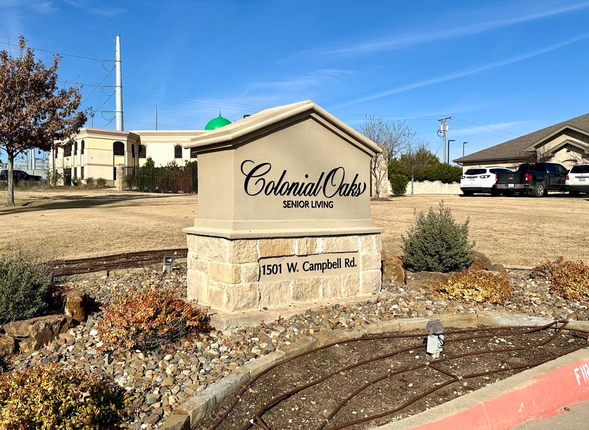 Colonial Oaks Senior Living at Campbell Park 1