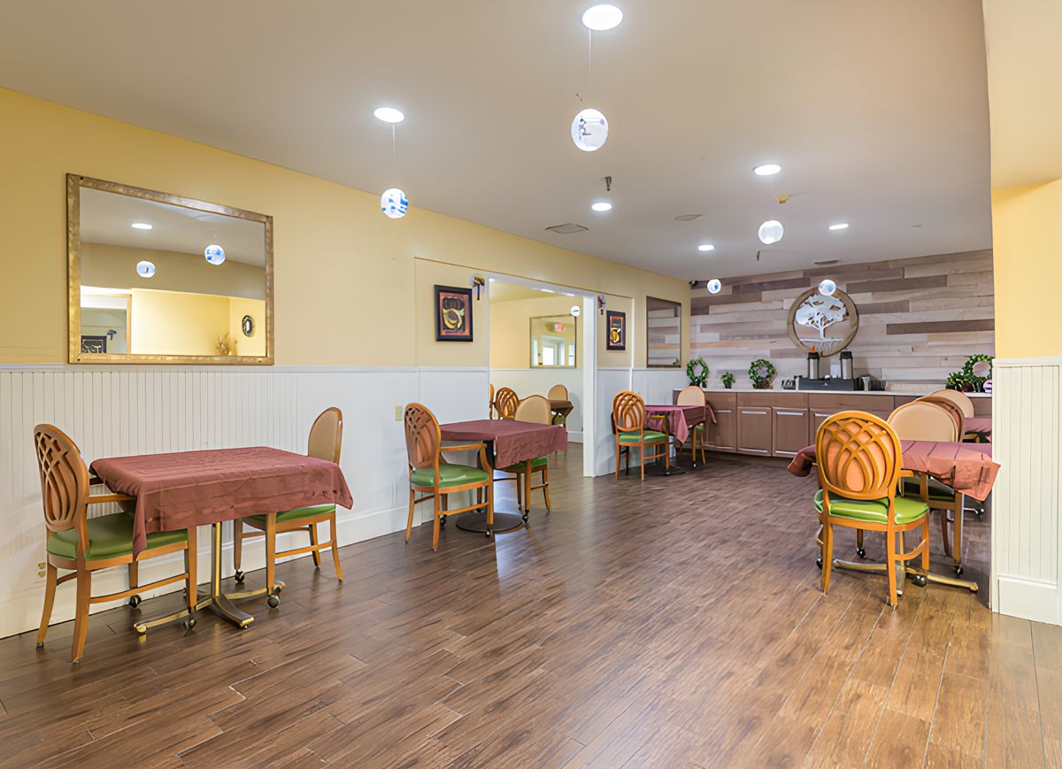 Colonial Assisted Living at Miami 4