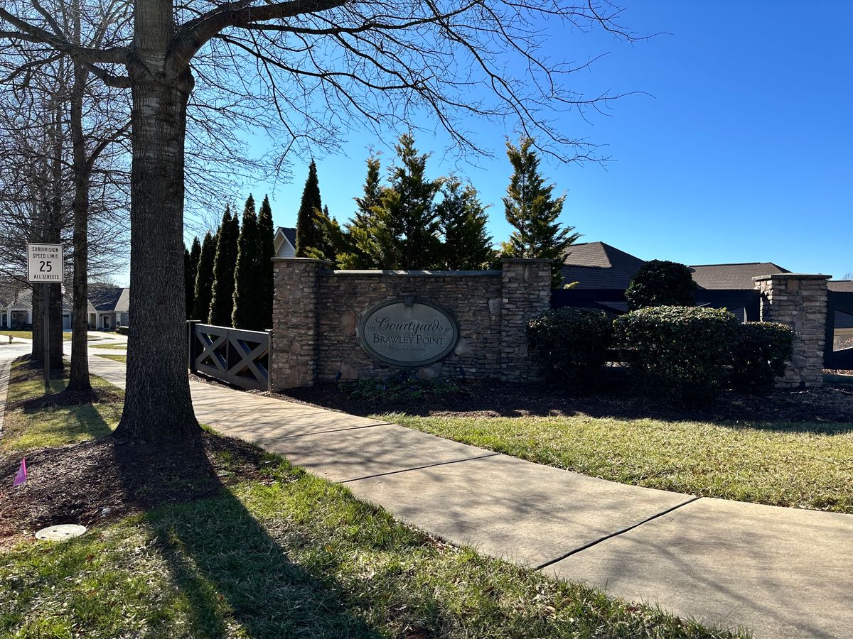The Courtyards at Brawley Point 1