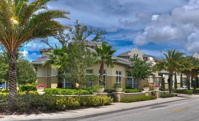 The 15 Best Assisted Living Facilities in Tampa, FL | Seniorly