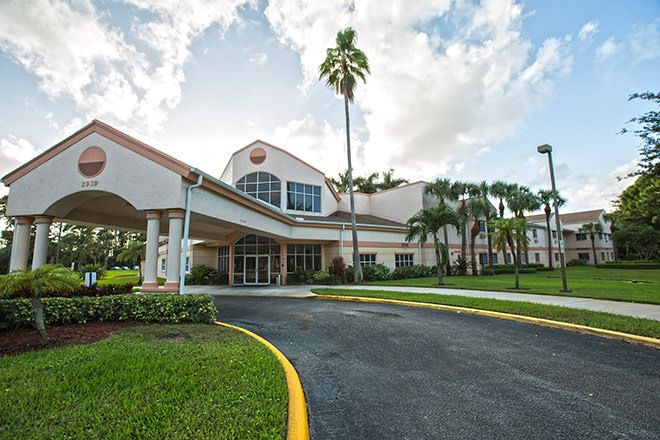 the-15-best-assisted-living-facilities-in-west-palm-beach-fl-seniorly