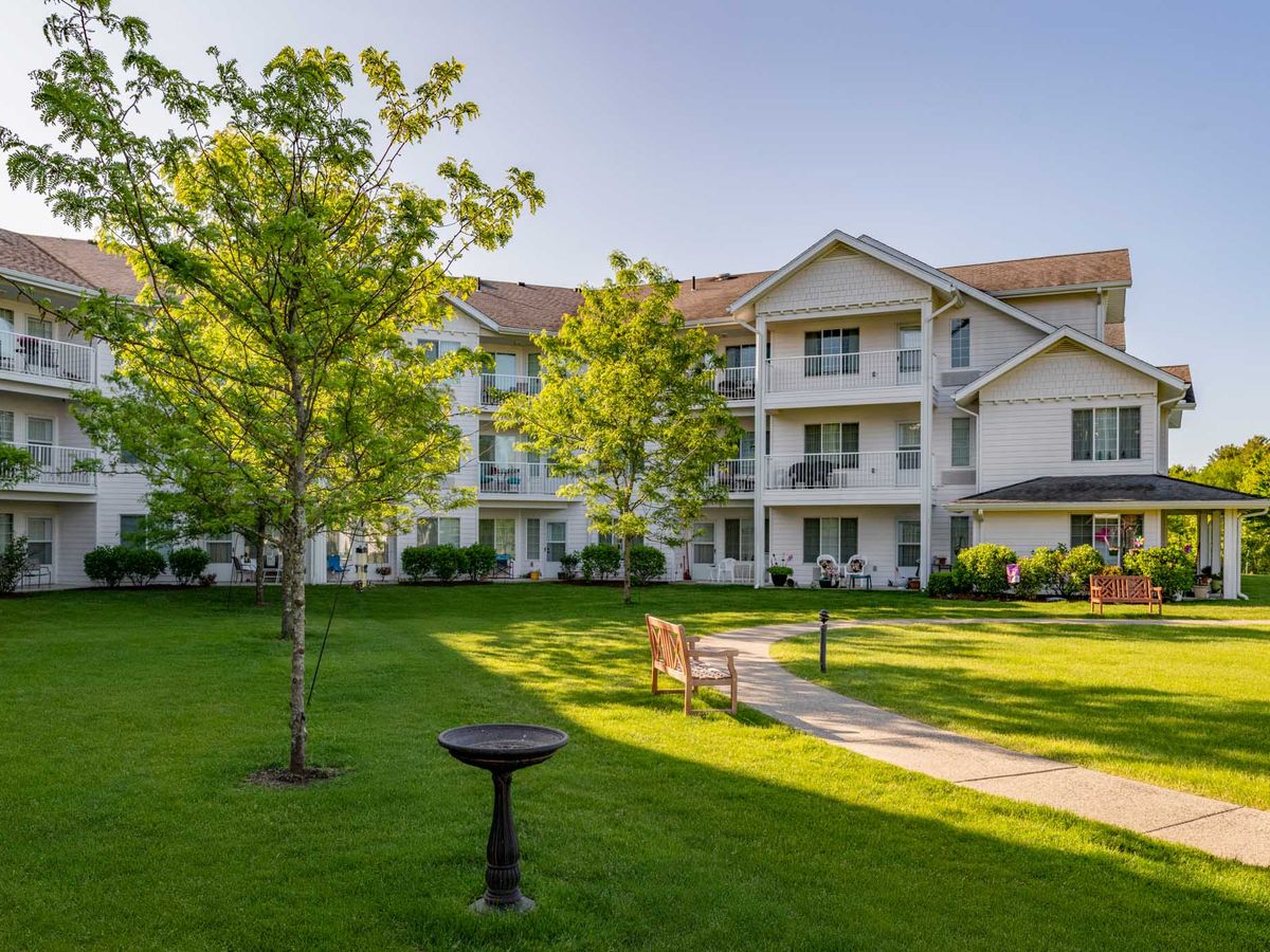 Bluebird Estates Pricing, Photos and Floor Plans in East Longmeadow