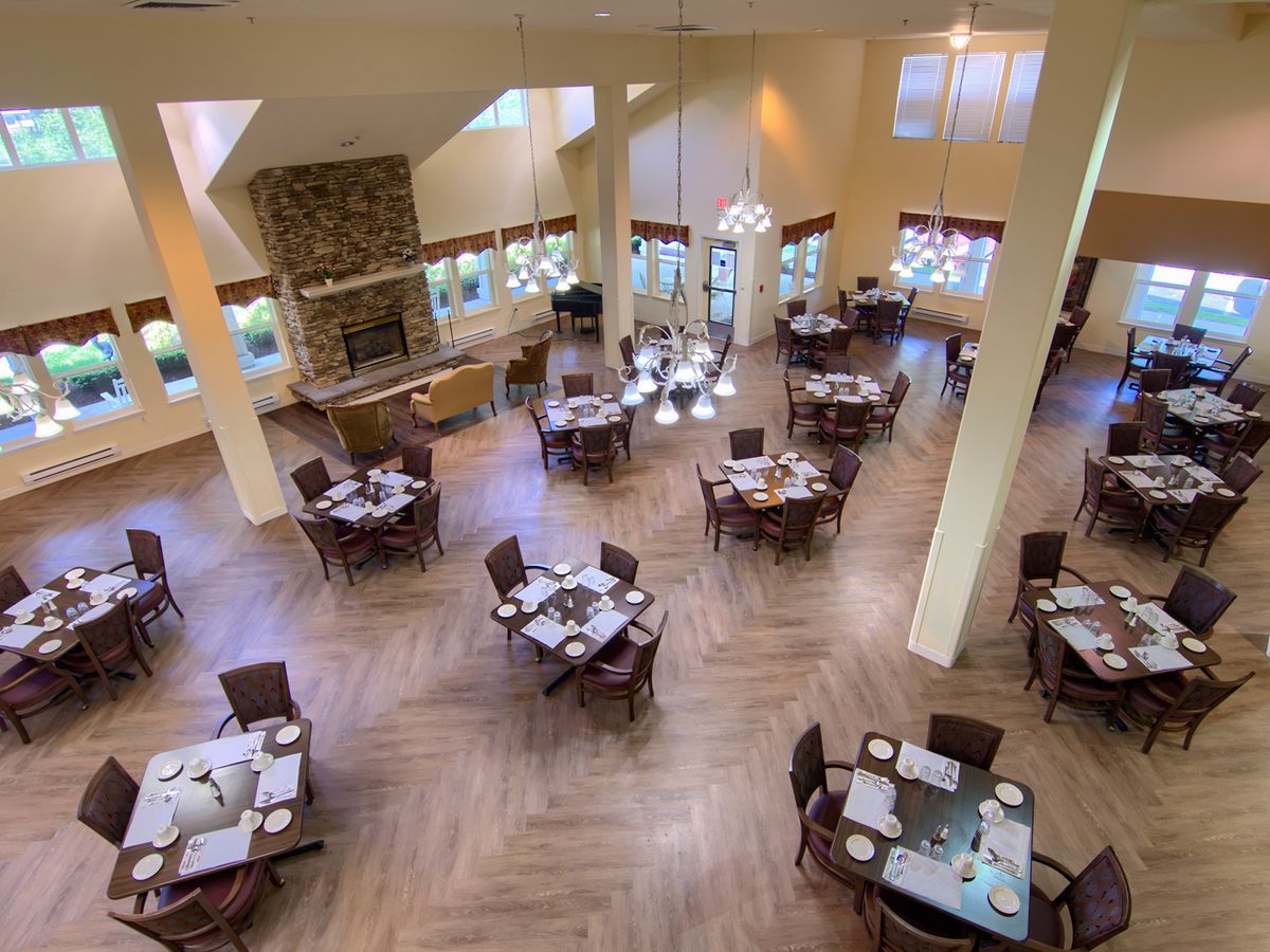 White Oaks Pricing, Photos and Floor Plans in Manchester, CT Seniorly