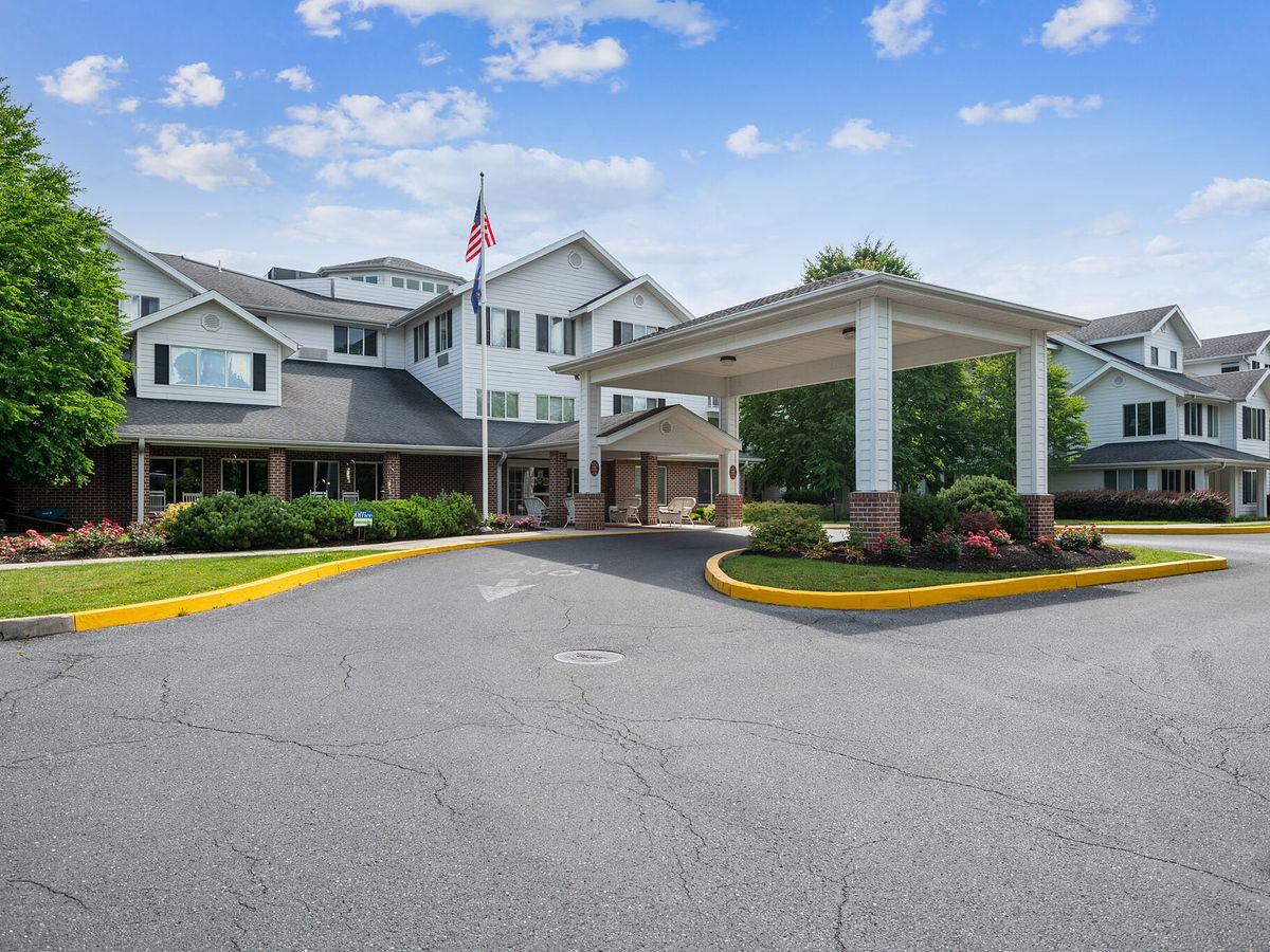 Essex House Pricing, Photos and Floor Plans in Lemoyne, PA Seniorly