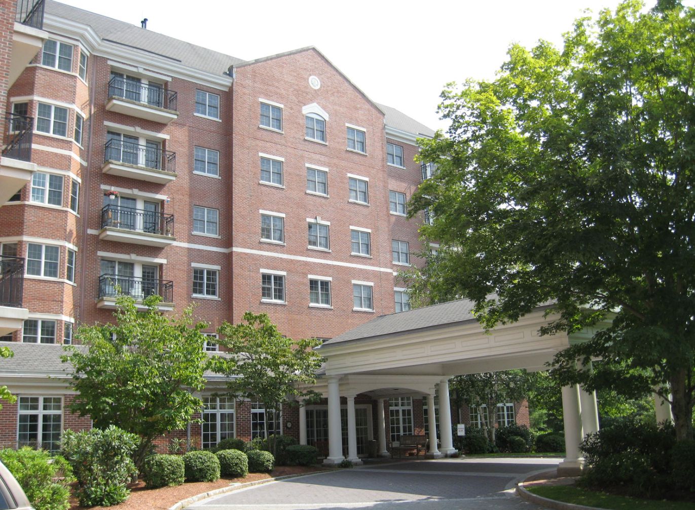 Newbury Court (UPDATED) Get Pricing & 7 Photos in Concord, MA