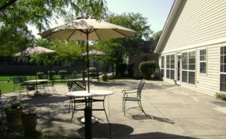 Arden Courts Of Wilmington (UPDATED) Get Pricing See 4 Photos in