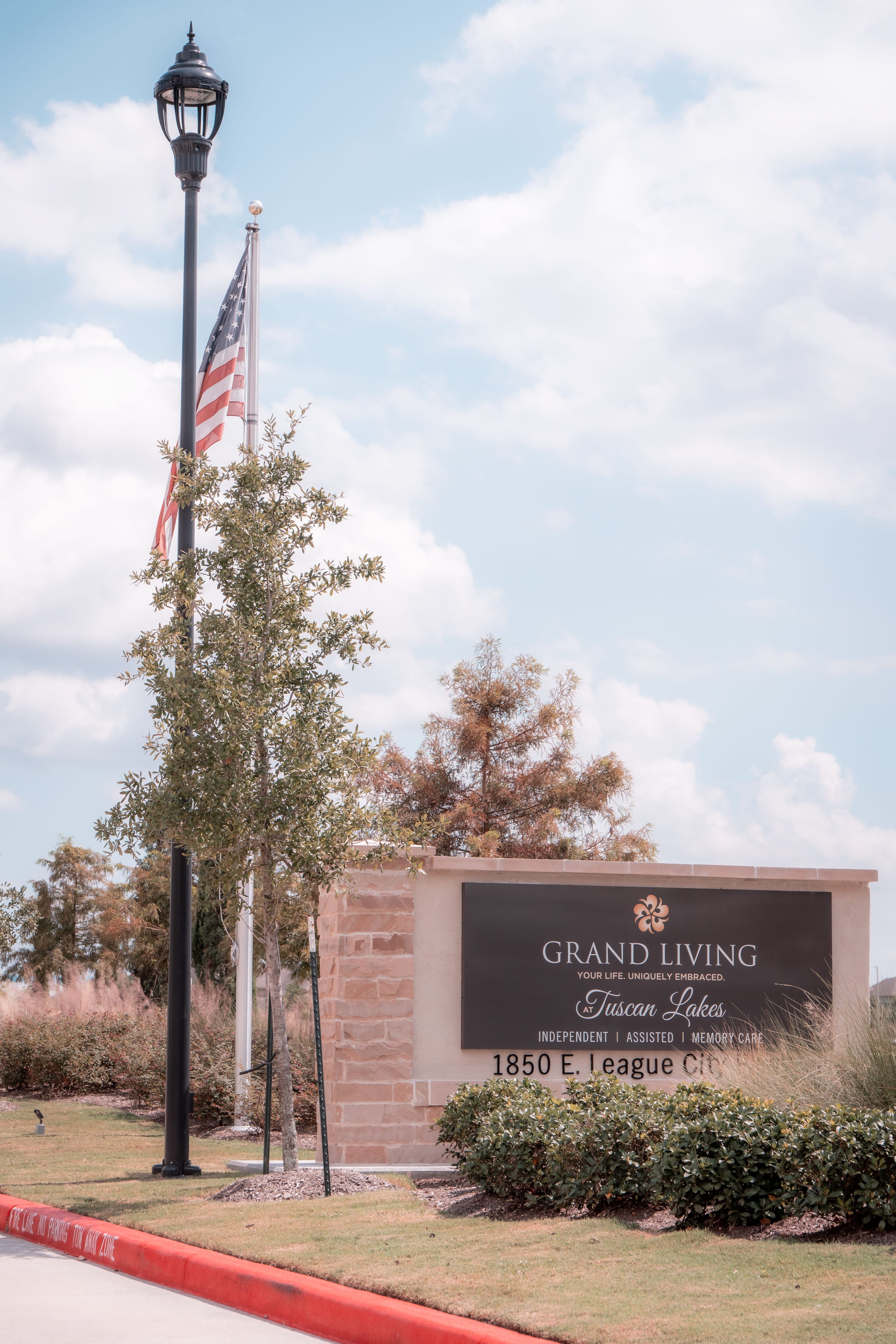 Grand Living At Tuscan Lakes  3