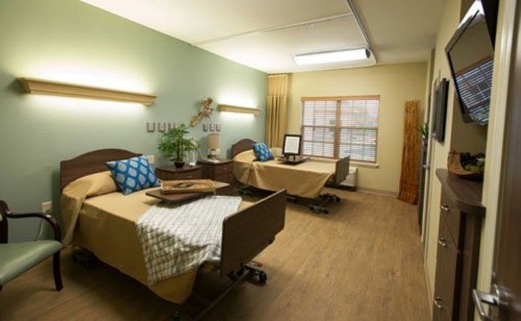 Bridgecrest Rehabilitation Suites 3