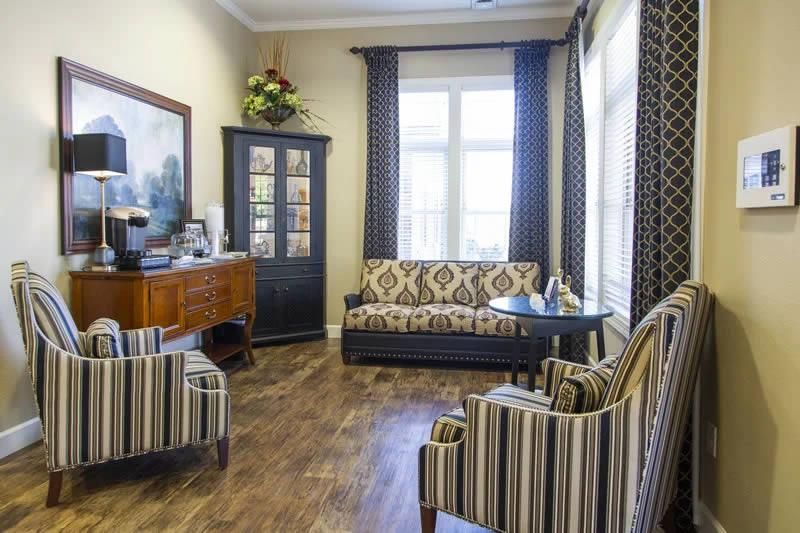 Marshall Pines Memory Care & Transitional Assisted Living 2
