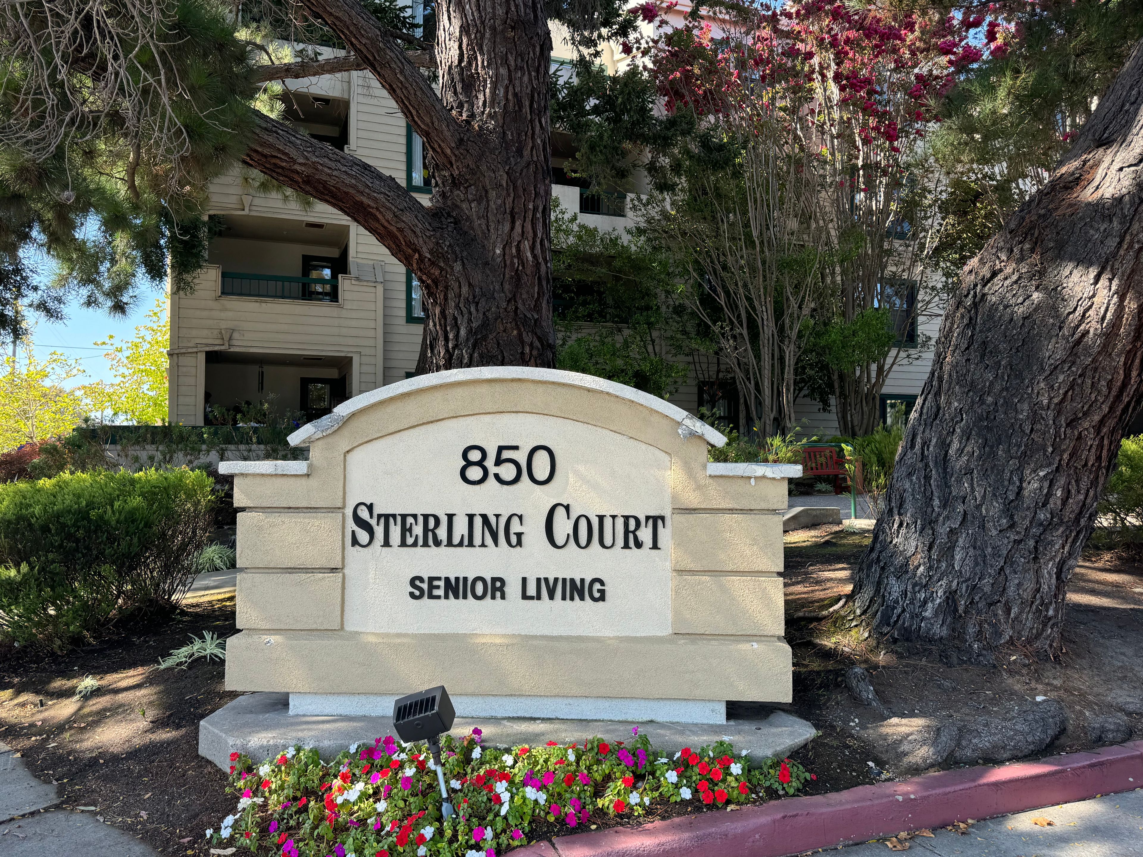 Sterling Court 1