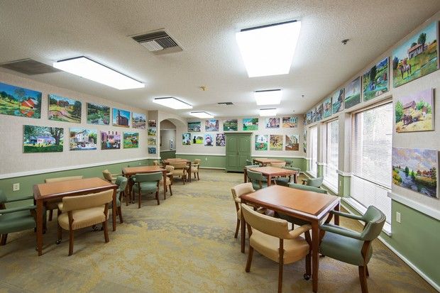 Senior living community Independence Village of East Lansing featuring indoor amenities.