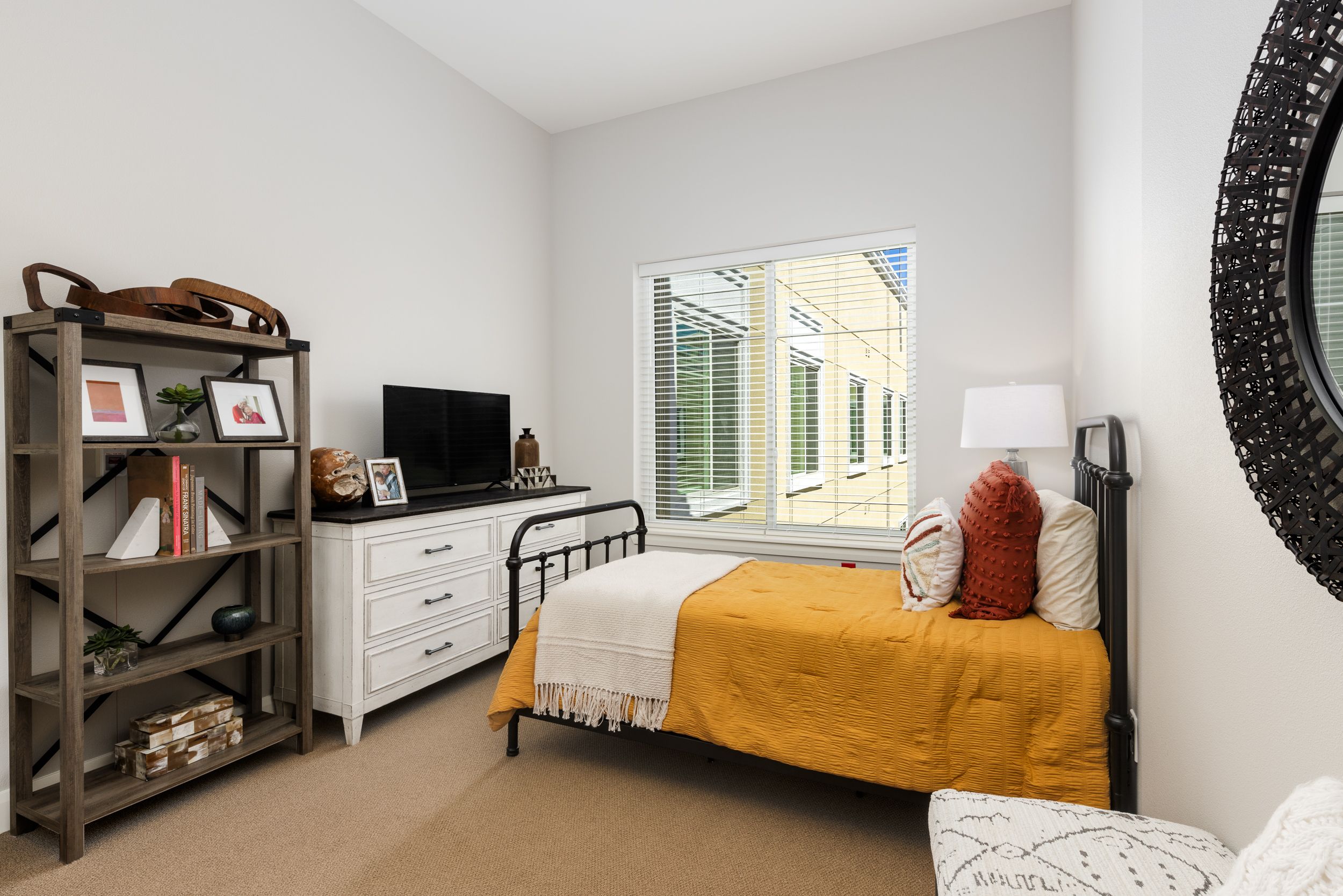 Oakmont Of Redwood City 3