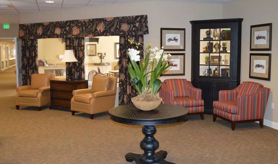 Colonial Gardens Memory Care & Transitional Assisted Living 2