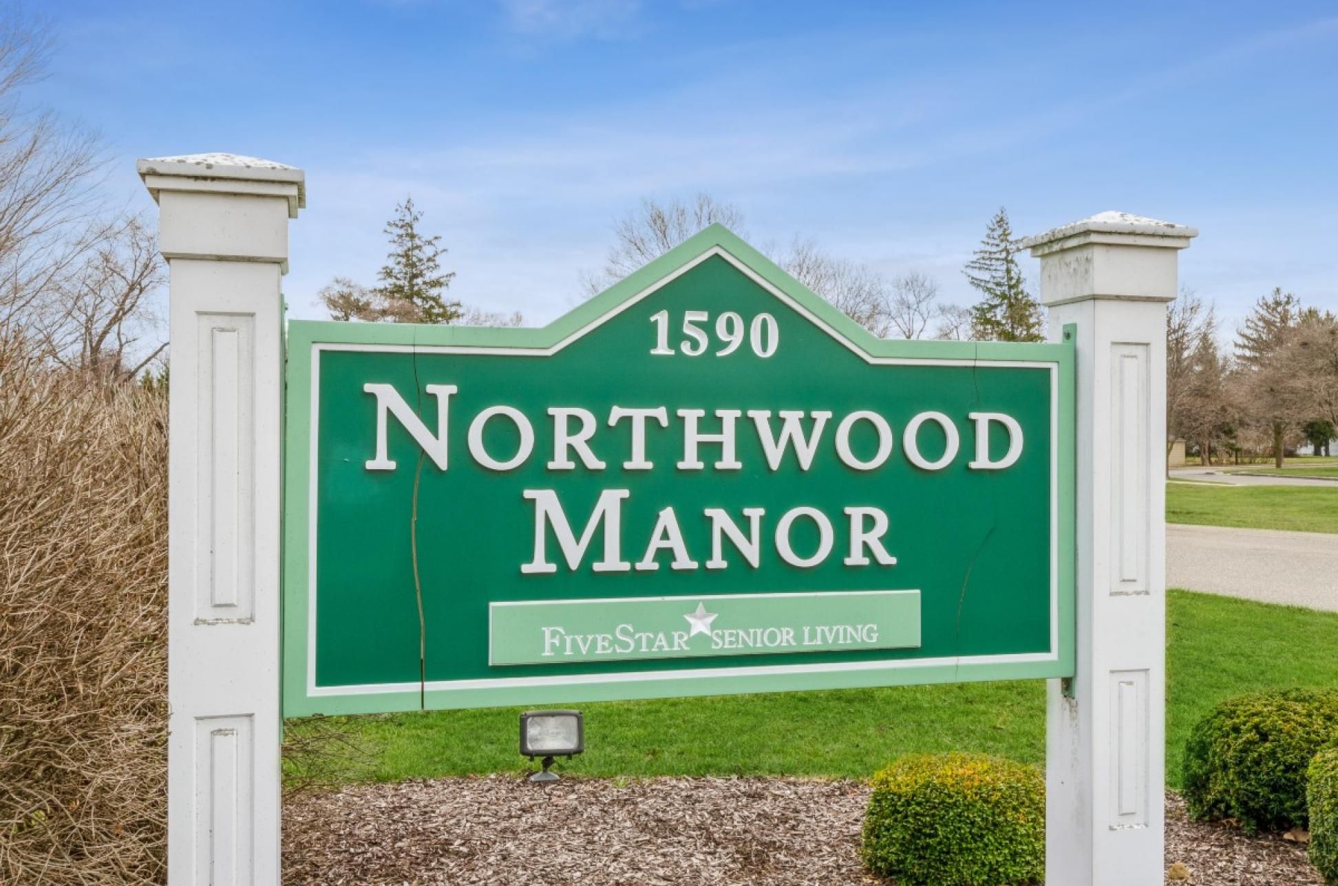 Northwood Manor 3