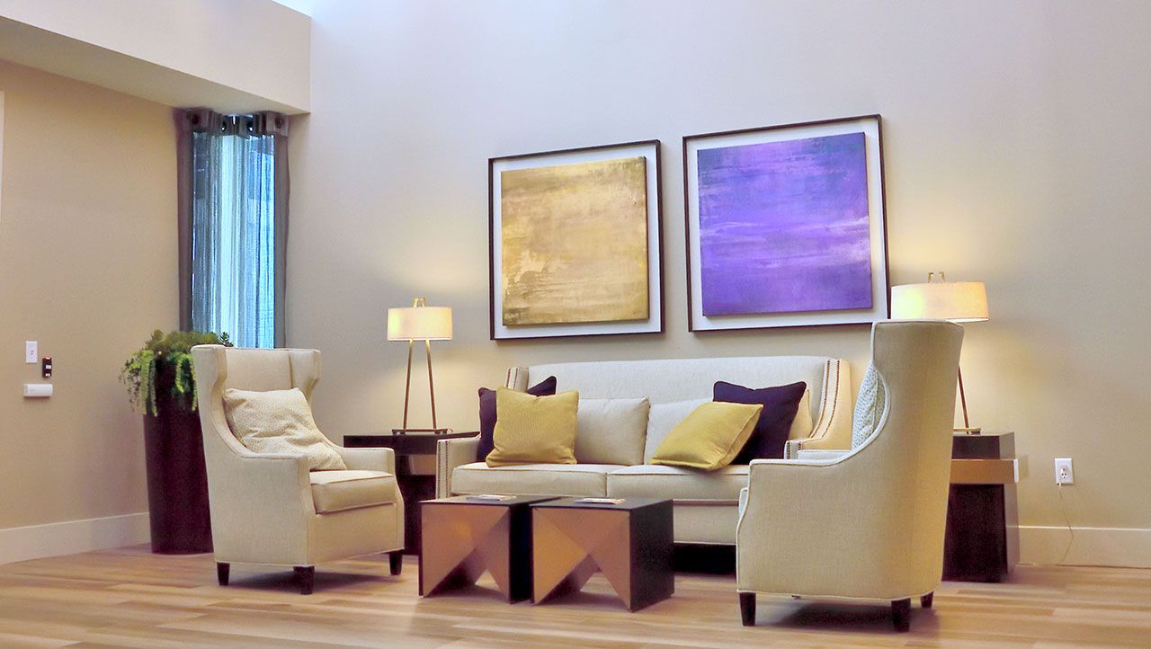 Interior view of Avanti Senior Living at Covington featuring modern furniture and home decor.