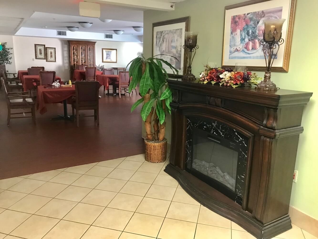 Interior view of SeaCoast at Uptown Oaks senior living community featuring architecture and decor.