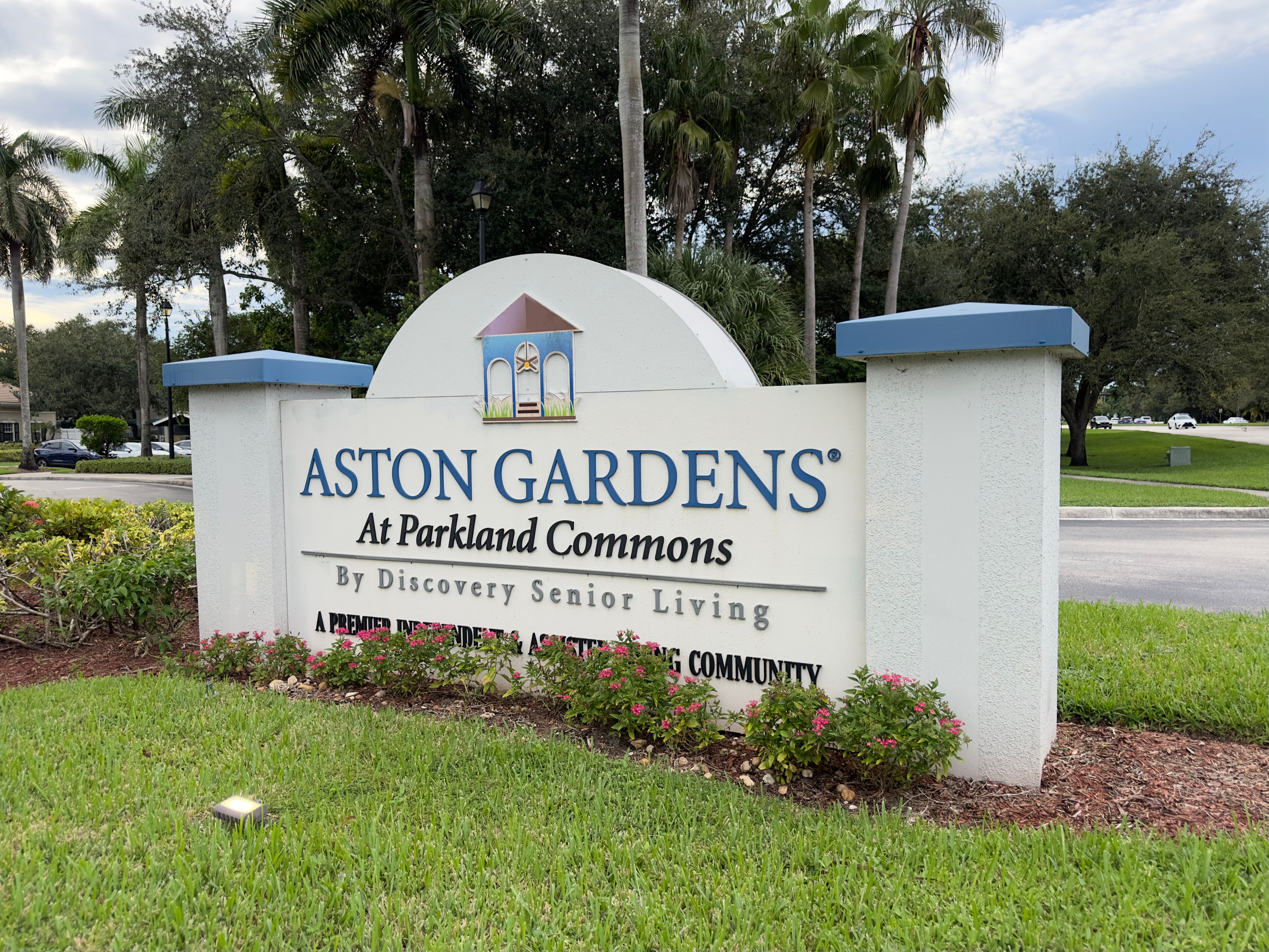 Aston Gardens at Parkland Commons 1